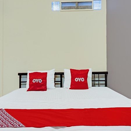 Oyo 91658 Luci'S House Hotell Jakarta Exteriör bild